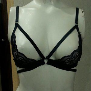 Peek a boo by Honeydew bra. NWOT